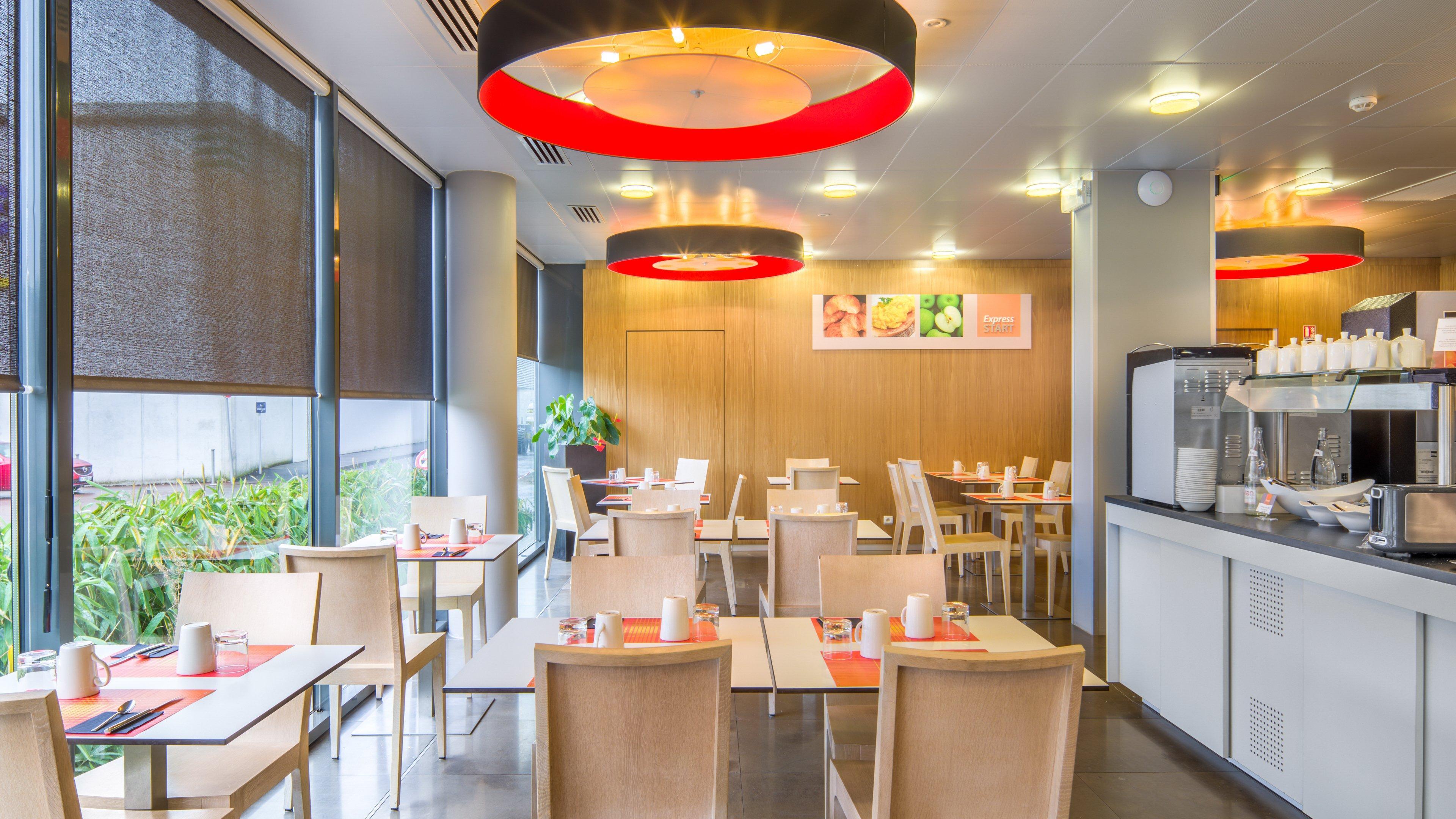 Holiday Inn Express Saint-Nazaire, An Ihg Hotel Εξωτερικό φωτογραφία