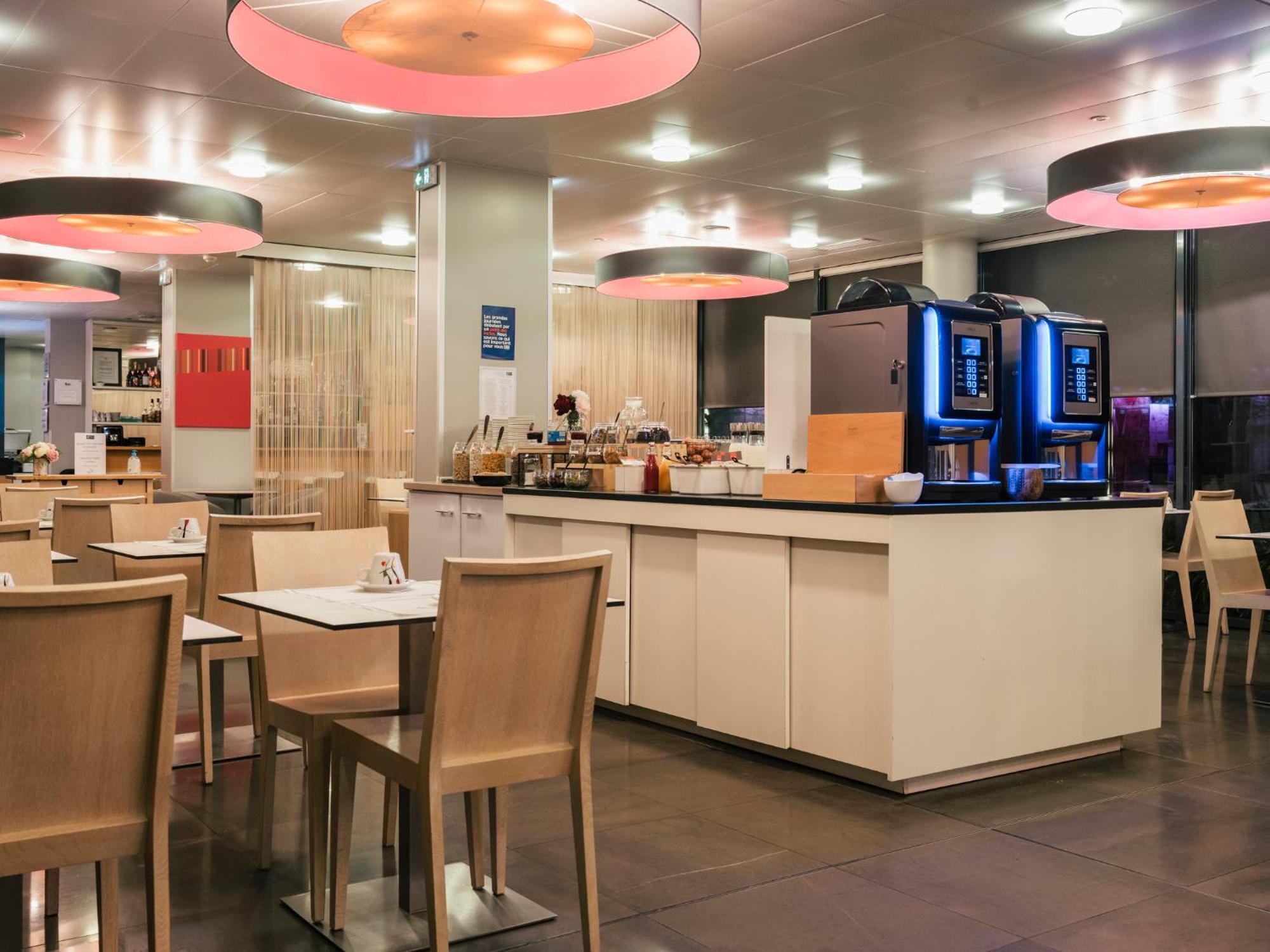 Holiday Inn Express Saint-Nazaire By Ihg Εξωτερικό φωτογραφία