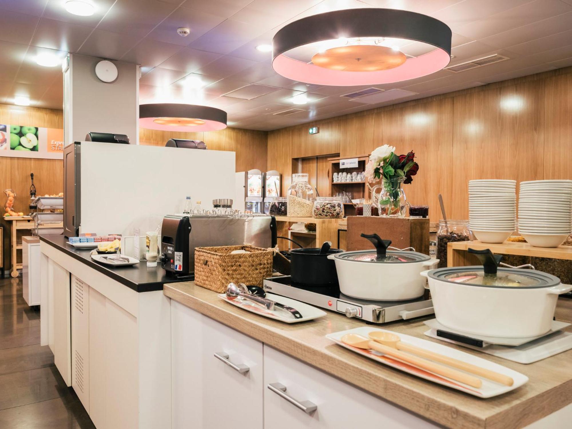 Holiday Inn Express Saint-Nazaire By Ihg Εξωτερικό φωτογραφία